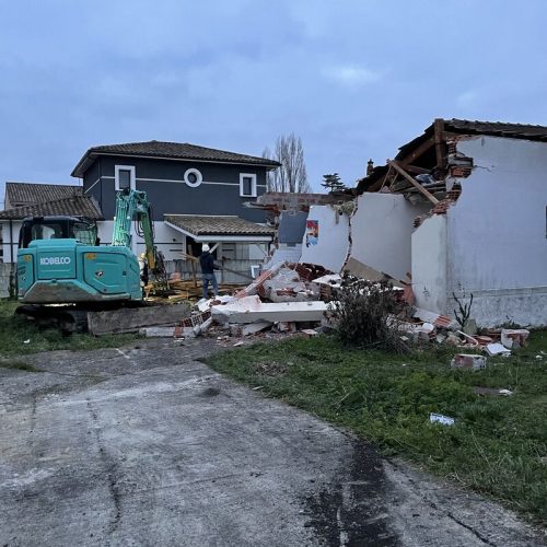 1751886024506 1751886024506